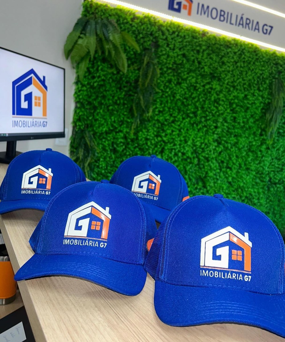 Bonés azuis personalizados com logo de empresa